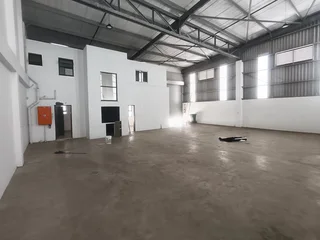 PREMIUM GRADE WAREHOUSE IN CORNUBIA