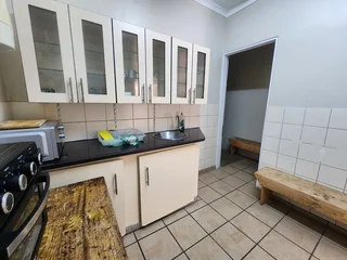 90 Sqm Office Space To Let – Monument Park – Convenient Gemsbok Avenue Location