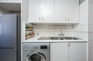 2-Bedroom Apartment in Santorini, Rosenpark – Durbanville