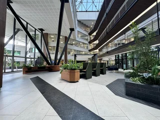 735 sqm Office to Let in Sandton