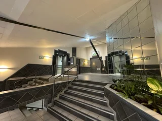 124m² Office to Let in Waverly Business Park, Observatory