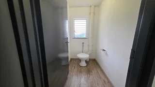 Mini Unit TO LET in secure Industrial Park located in Sunnyrock.