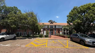 119m² Office to rent Woodmead