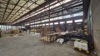 3500sqm Factory To Let with optional yard - Wadeville