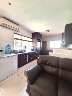 Gated Complex - 3 Bedroom Home For Sale In Broadlands