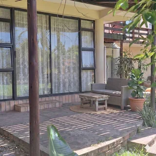 1 Bedroom (granny / Garden)  Flat To Rent In Gonubie