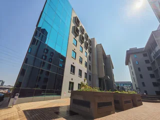 1,180m² Premium Office To Let In Menlyn With Backup Power