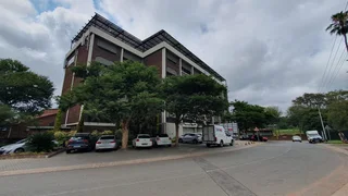 25m² Office To Let In Val De Grace With Excellent Visibility