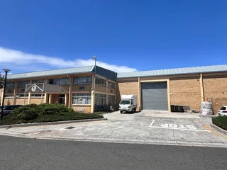 1526sqm Warehouse TO RENT in Montague Gardens