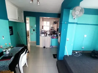 2 Bedrooms Penthouse Wiith Oceanviews  To Let