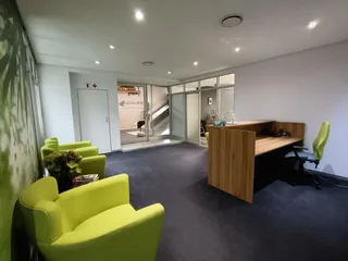 Prime Office Space in Central Location - 185m