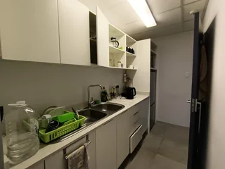 Prime Office Space in Central Location - 185m