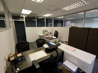 Prime Office Space in Central Location - 185m