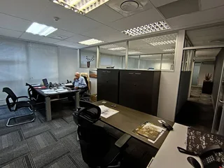 Prime Office Space in Central Location - 185m