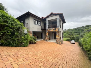 Spacious 3 Bedroom Freestanding For Sale In Beach Club Estate