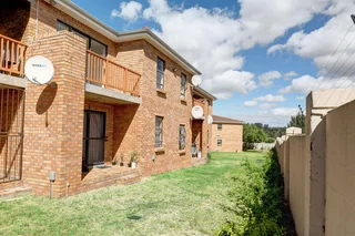 Secure, newly-renovated flat in prime location