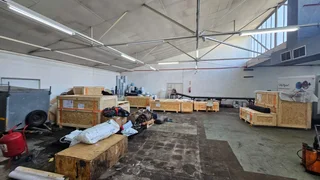 Warehouse To Let In Parow Industrial