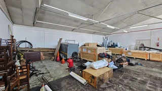 Warehouse To Let In Parow Industrial