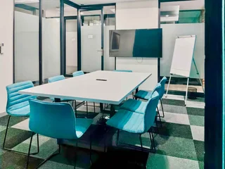 Private office space tailored to your business’ unique needs in Regus Beethoven St