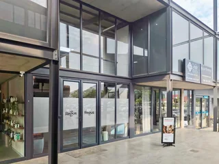 Open plan office space for 10 persons in Regus Beethoven St