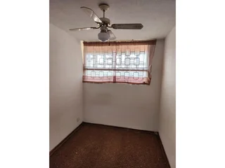 Sharing 3-Bedroom And 1-Bath Flat In Bulwer