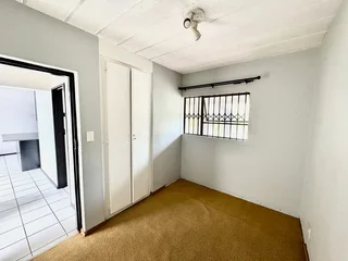 Secure 2,5 -bedroom And 1-bathroom Apartment In Huntingdon Road, Morningside