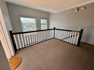 Secure 2,5 -bedroom And 1-bathroom Apartment In Huntingdon Road, Morningside