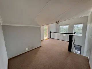 Secure 2,5 -bedroom And 1-bathroom Apartment In Huntingdon Road, Morningside