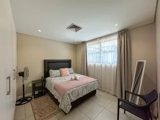 Fully Furnished Luxury Apartment - Lock-up And Go