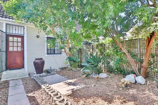 2 Bedroom Duplex Townhouse in Greenacre Village.