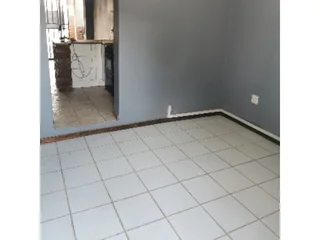 Secure 1-Bedroom And 1-Bathroom Apartment In Valhalla