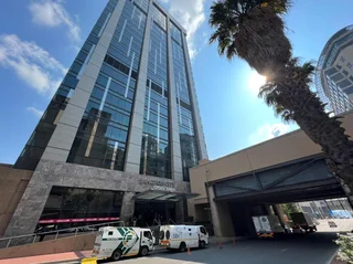 Prime 207m² Office Space to Let - Sandton City Office Towers, Sandton