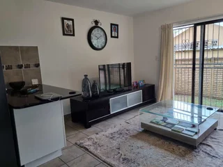 Charming apartment in well -maintained complex in the hart of Gonubie.