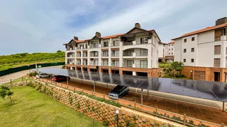 Excellent price for this modern 3-bedroom penthouse apartment at Izinga eco estate!