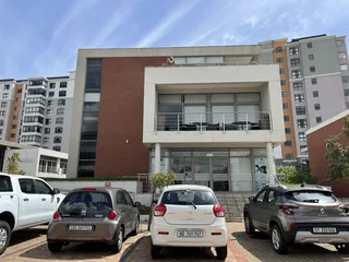 300 m2 Ground Floor office To Let in Century City