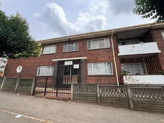 Secure 1-Bedroom Apartment In Violet Street, Rosettenville