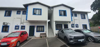 Spacious 3 bedroom apartment in secure complex in Sunford for Sale