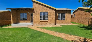 Secure 3-bedroom And 2-bathroom Cluster In Sherwood