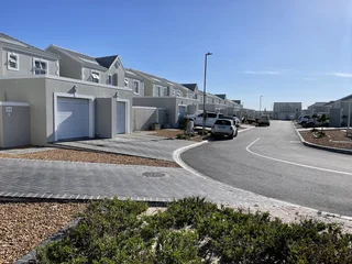 Secure 3-Bedroom And 2-Bathroom House In Settlers Run Crescent, Sunningdale