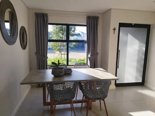 Fully Furnished 3-bedroom And 2-bathroom Family House In Cape Town. Solar