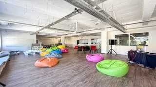 2nd Floor Light-Filled  Office / Studio Space to Rent – Bree Street