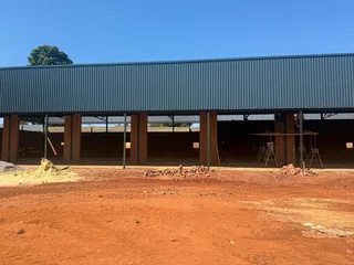 Prime Showroom Space to Let - 6 Ontdekkers Road, Wilro Park, Roodepoort