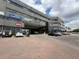 Retail Space to Let - Cresta Corner Shopping Centre, Randburg