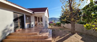 Charming Family Home - A Place To Hang Your Heart