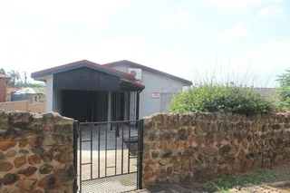 3 Bedroom House Available for Sale in Barberton