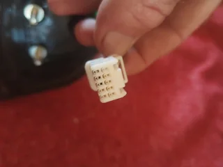 Mitsubishi Lancer driver and passenger door mirrors.