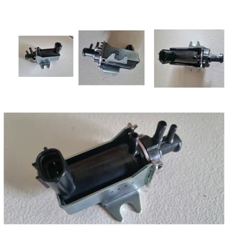 Isuzu spares - See pix - injector pump, Injectors,  injector pump gear, etc.