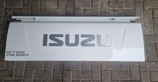 Isuzu tailgate - See pix