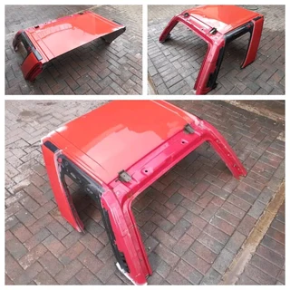 Isuzu Frontier roof and rear glass