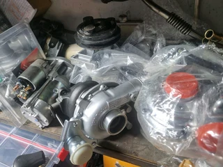 Isuzu orignal parts - see pix